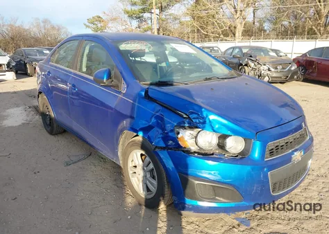 2016 Chevrolet Sonic Lt Auto из США, поврежденный, VIN 1G1JC5SB8G4148125